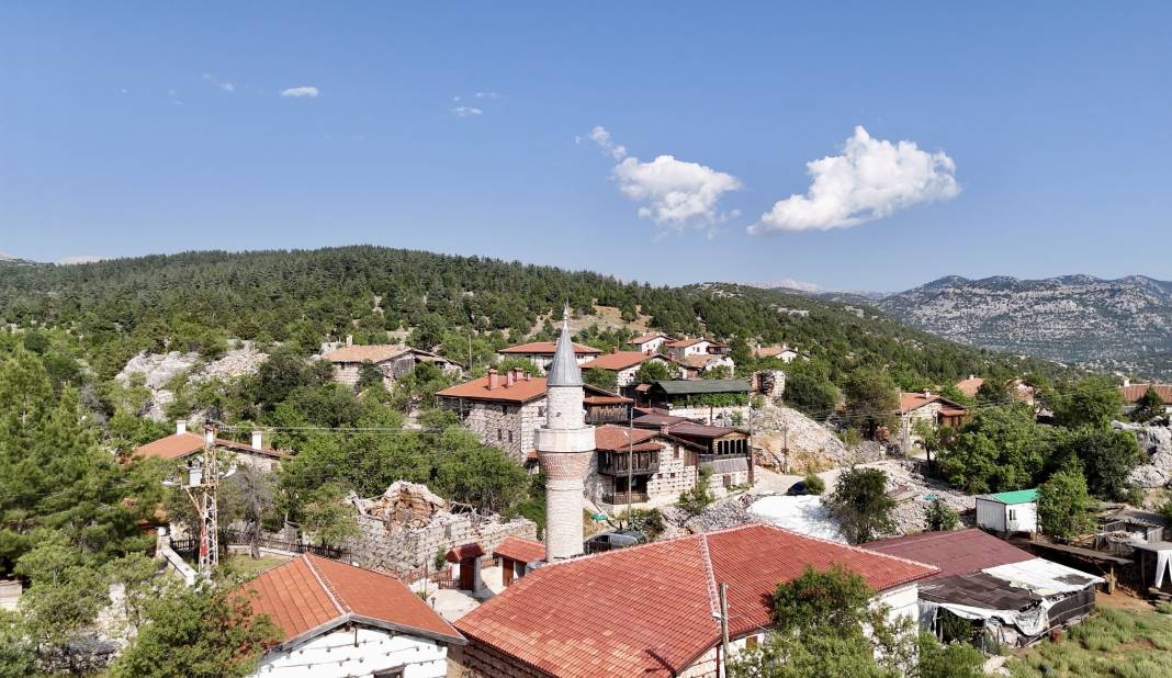 800 yıllık saklı hazine Konya'nın tarihi yolunda! Turistlerle dolup taşıyor 16